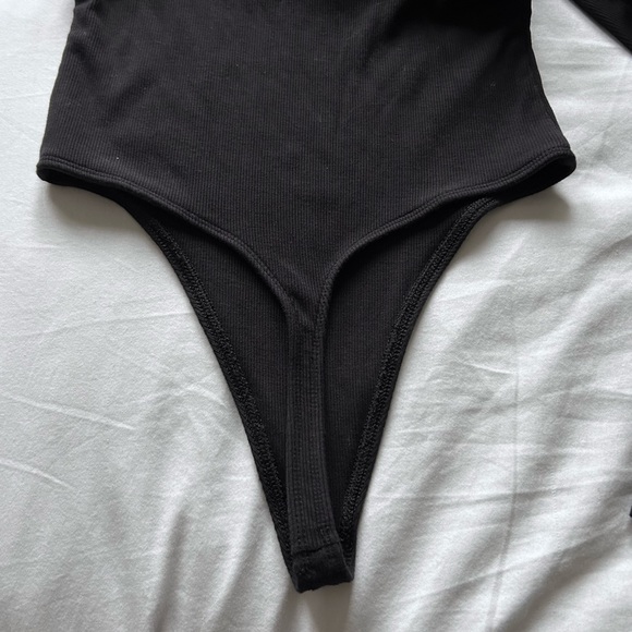 Wilfred Fortune Square Neck Puffed Sleeve Bodysuit Black - Picture 3 of 11